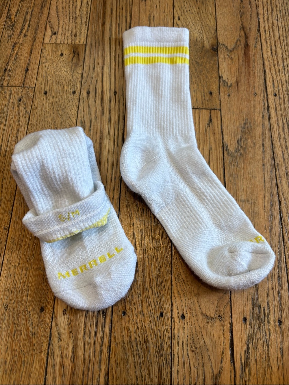 Merrell White Crew Socks with Yellow Stripe